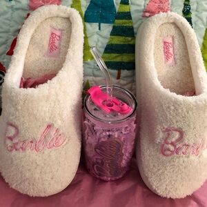NEW Barbie’s Bundle Women's Fluffy Slippers with Barbie glass Tumbler & Straw